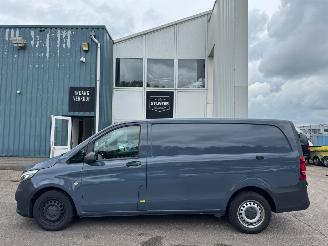 Mercedes Vito 110 CDI Functional Lang picture 2