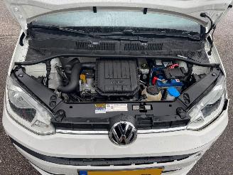 Volkswagen Up! 1.0 BMT up! beats picture 9