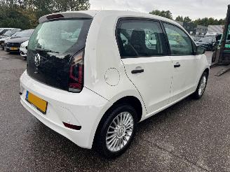 Volkswagen Up! 1.0 BMT up! beats picture 5