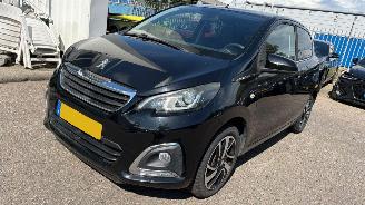damaged passenger cars Peugeot 108 1.2 VTi Allure 2015/1