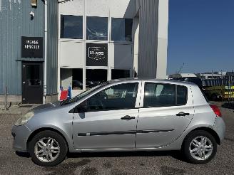Unfallwagen Renault Clio 1.2 TCE Business Line 2007/7