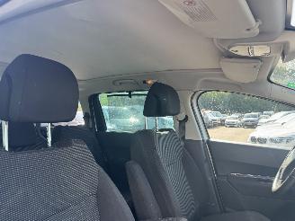 Peugeot 5008 1.6 VTI Blue Lease 7p picture 17
