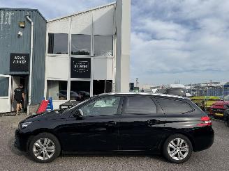 Auto incidentate Peugeot 308 1.2 PureTech Blue Lease Executive 2018/7
