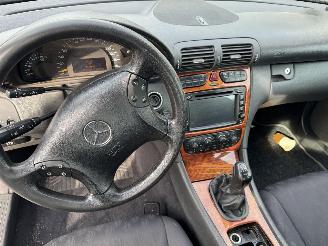 Mercedes C-klasse 180 Elegance picture 8