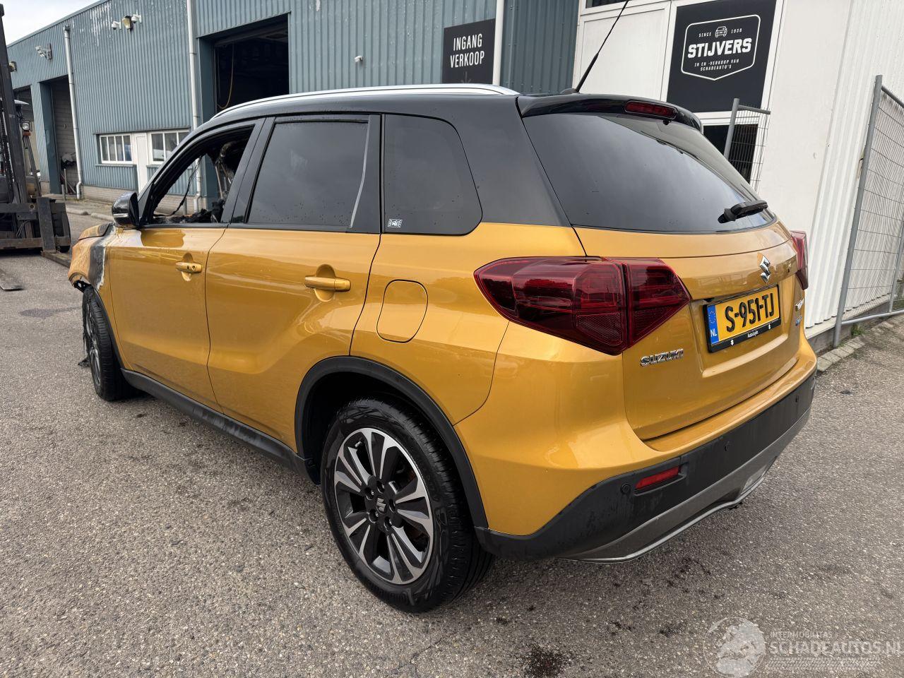 Suzuki Vitara 1.4 Boosterjet Style Smart Hybrid