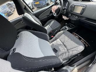 Toyota Yaris 1.5 VVT-I Active AUTOMAAT picture 17
