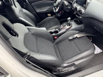 Nissan Juke 1.0 AUTOMAAT DIG-T Tekna picture 18