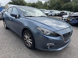 damaged passenger cars Mazda 3 2.0 TS+ 2015/3