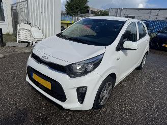Damaged car Kia Picanto 1.0 DPi Comfortline 2024/1