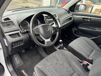 Suzuki Swift 1.2 Exclusive EASSS picture 8