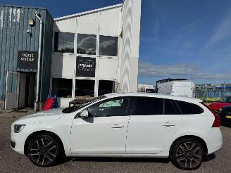 Volvo V-60 2.0 D4 Polar+ Dynamic picture 2
