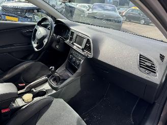 Seat Leon ST 2.0 TDI FR Dynamic picture 11