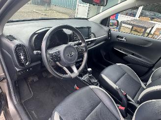 Kia Picanto 1.0 CVVT Design Edition picture 9