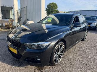 krockskadad bil auto BMW 3-serie Touring 318i AUTOMAAT M Sport Corporate Lease 2019/7