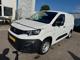 dañado vehículos comerciales Peugeot Partner 1.5 BlueHDI Premium Long 2020/3