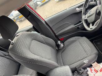 Ford Fiesta 1.0 EcoBoost Titanium picture 10