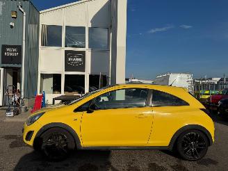 Opel Corsa 1.4-16V Color Edition picture 2