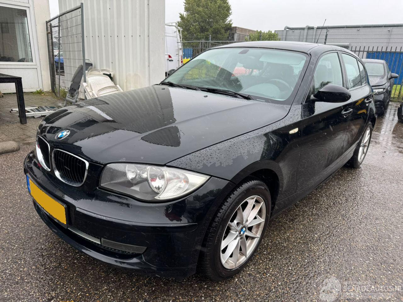 BMW 1-serie 116i Introduction