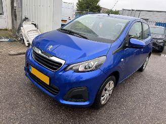 Voiture accidenté Peugeot 108 1.0 e-VTi Active 2021/1