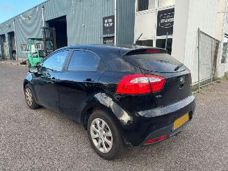 Kia Rio 1.2 CVVT Plus Pack picture 3