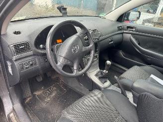 Toyota Avensis 1.8 VVTi Luna picture 10