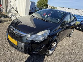 škoda osobní automobily Opel Corsa 1.4-16V Anniversary Edition 2013/3