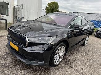 Vaurioauto  passenger cars Skoda Enyaq IV 80 AUTOMAAT 2020/12