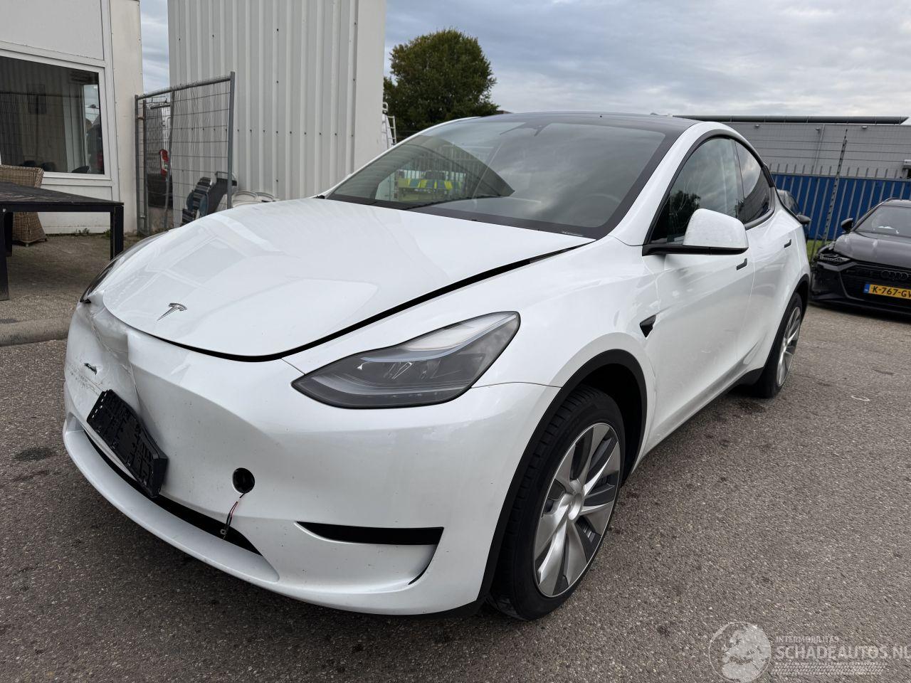 Tesla Model Y RWD 58 kWh