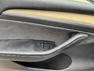 Tesla Model Y RWD 58 kWh picture 13