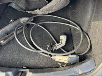Tesla Model 3 Long Range RWD 75 kWh 287 PK picture 24
