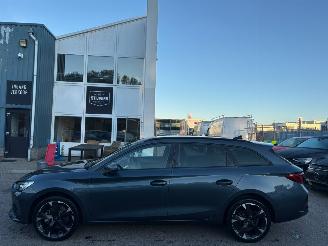Cupra Leon Sportstourer 1.4 e-Hybrid Essential Limited picture 2