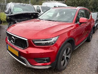 Unfallwagen Volvo XC40 1.5 AUTOMAAT T5 Recharge Inscription Expression 263 PK 2021/2