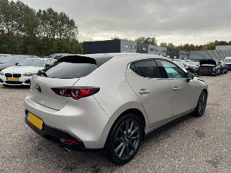 Mazda 3 2.5 e-SkyActiv-G M Hybrid 140 Exc-line Bns Edition picture 5