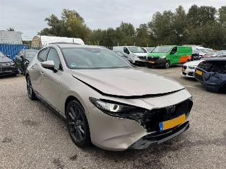 Mazda 3 2.5 e-SkyActiv-G M Hybrid 140 Exc-line Bns Edition picture 6