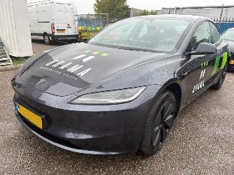 Auto incidentate Tesla Model 3 RWD 60 kWh 2024/4