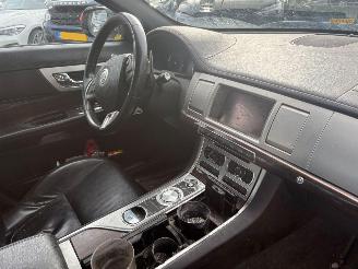 Jaguar XF 2.2D AUTOMAAT picture 14