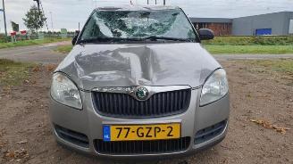 Vrakbiler auto Skoda Fabia Fabia II (5J), Hatchback 5-drs, 2006 / 2014 1.2i 12V 2008/10