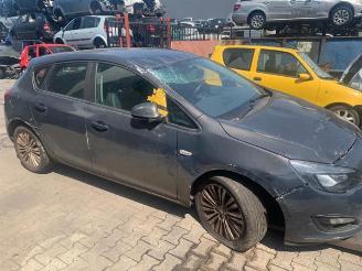 Opel Astra Astra J (PC6/PD6/PE6/PF6), Hatchback 5-drs, 2009 / 2015 1.7 CDTi 16V 110 picture 2