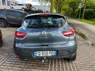 Renault Clio  picture 5