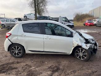 Toyota Yaris Yaris III (P13), Hatchback, 2010 / 2020 1.5 16V Hybrid picture 2