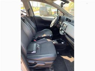 Toyota Yaris Yaris III (P13), Hatchback, 2010 / 2020 1.5 16V Hybrid picture 5