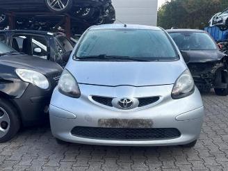 Vrakbiler auto Toyota Aygo Aygo (B10), Hatchback, 2005 / 2014 1.0 12V VVT-i 2009/4