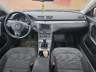 Volkswagen Passat  picture 16