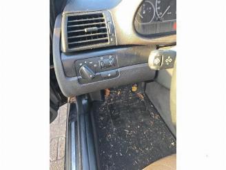 BMW 3-serie 3 serie (E46/4), Sedan, 1997 / 2005 316i 16V picture 13