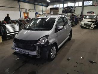 Uttjänta bilar auto Toyota Aygo Aygo (B10), Hatchback, 2005 / 2014 1.0 12V VVT-i 2010/10