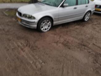 Sloopauto BMW 3-serie 3 serie (E46/4), Sedan, 1997 / 2005 316i 2001/4