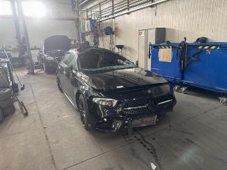 Vrakbiler auto Mercedes A-klasse A (177.0), Hatchback, 2018 / 2026 2.0 A-250 Turbo 16V 2018/11