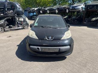 Peugeot 107 107, Hatchback, 2005 / 2014 1.0 12V picture 1