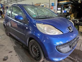 Peugeot 107 107, Hatchback, 2005 / 2014 1.0 12V picture 8