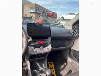Toyota Aygo Aygo (B10), Hatchback, 2005 / 2014 1.0 12V VVT-i picture 11